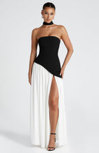 https://cdn.shopify.com/s/files/1/0786/0053/6388/files/maliyah-maxi-dress-black-white-dress-babyboo-fashion-1122207122.jpg?v=1748365404