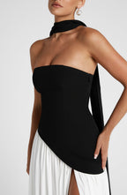 https://cdn.shopify.com/s/files/1/0786/0053/6388/files/maliyah-maxi-dress-black-white-dress-babyboo-fashion-1122207126.jpg?v=1748365405