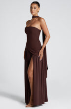 https://cdn.shopify.com/s/files/1/0786/0053/6388/files/maliyah-maxi-dress-plum-brown-dress-babyboo-fashion-1122207129.jpg?v=1748365405
